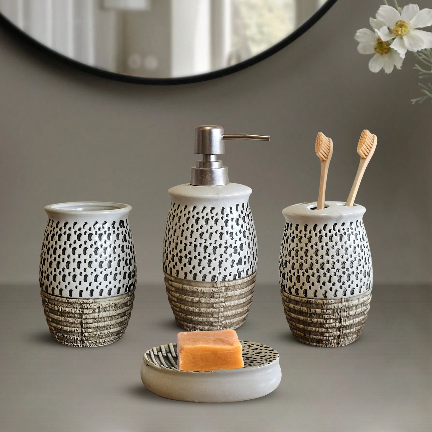 Decorative Bathroom Accessory Set 4 Pcs Bath Accessories Set ~3665