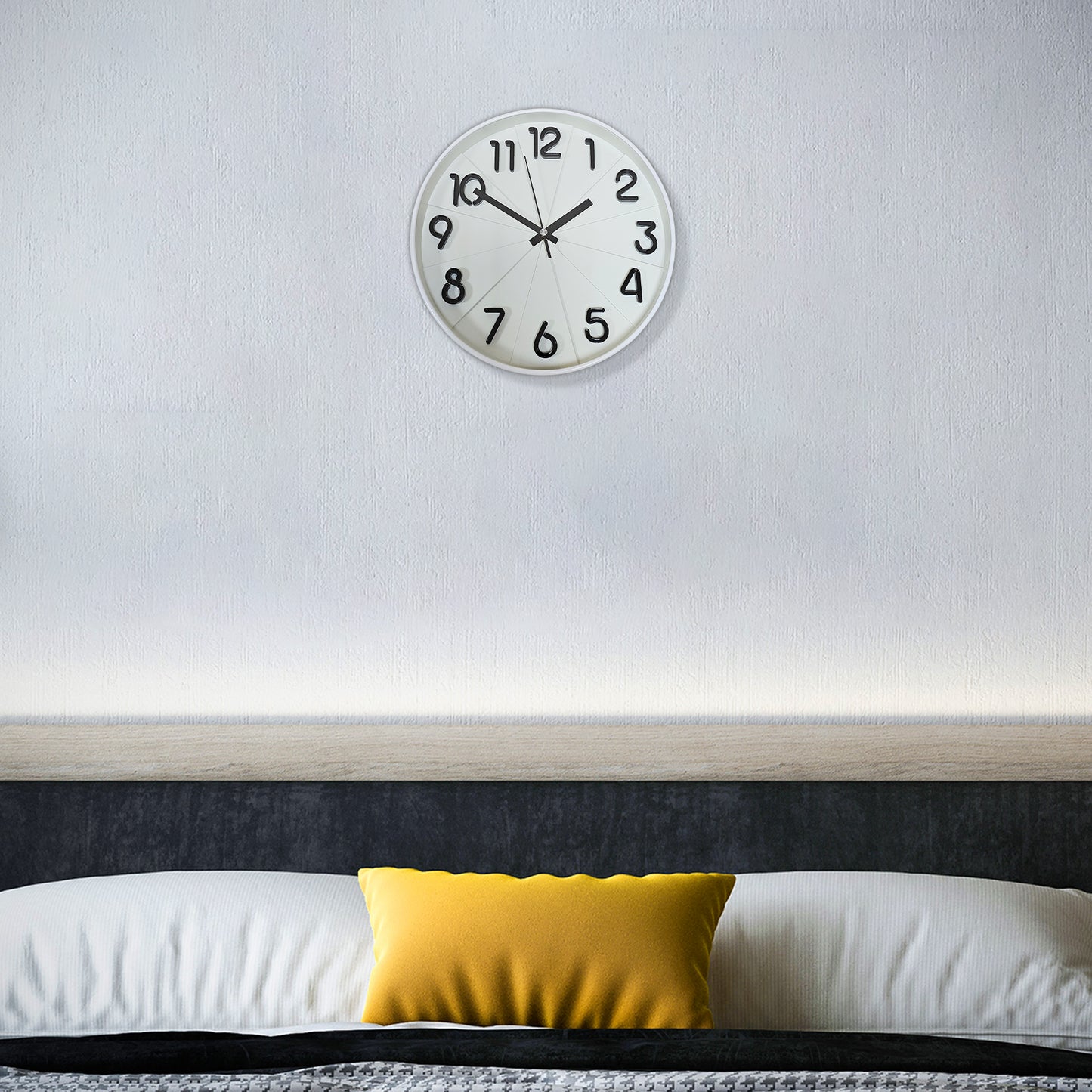 white non ticking clock